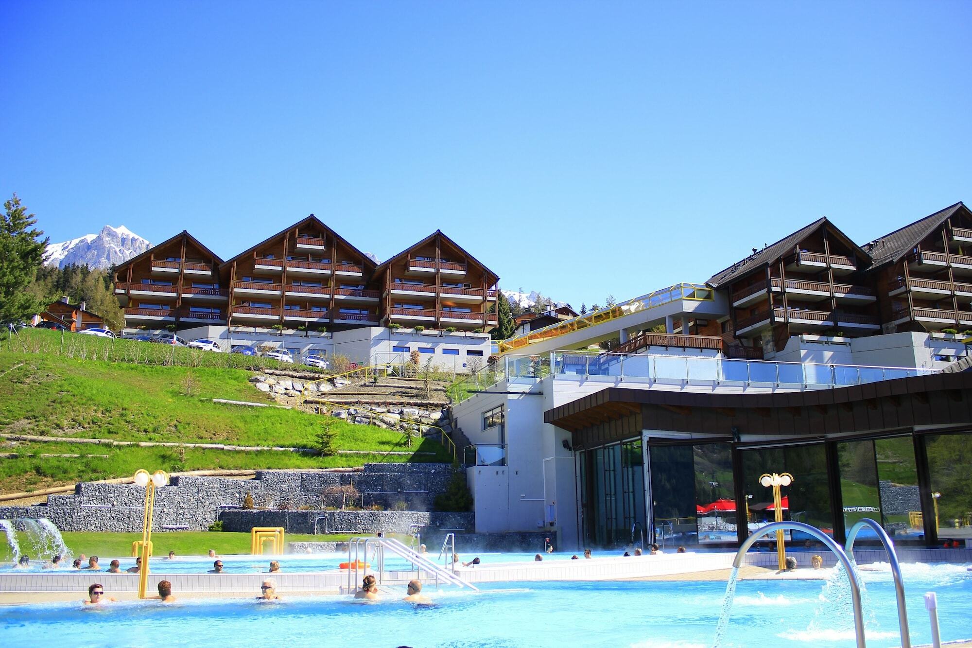 Hotel Les Bains D'Ovronnaz Exterior photo